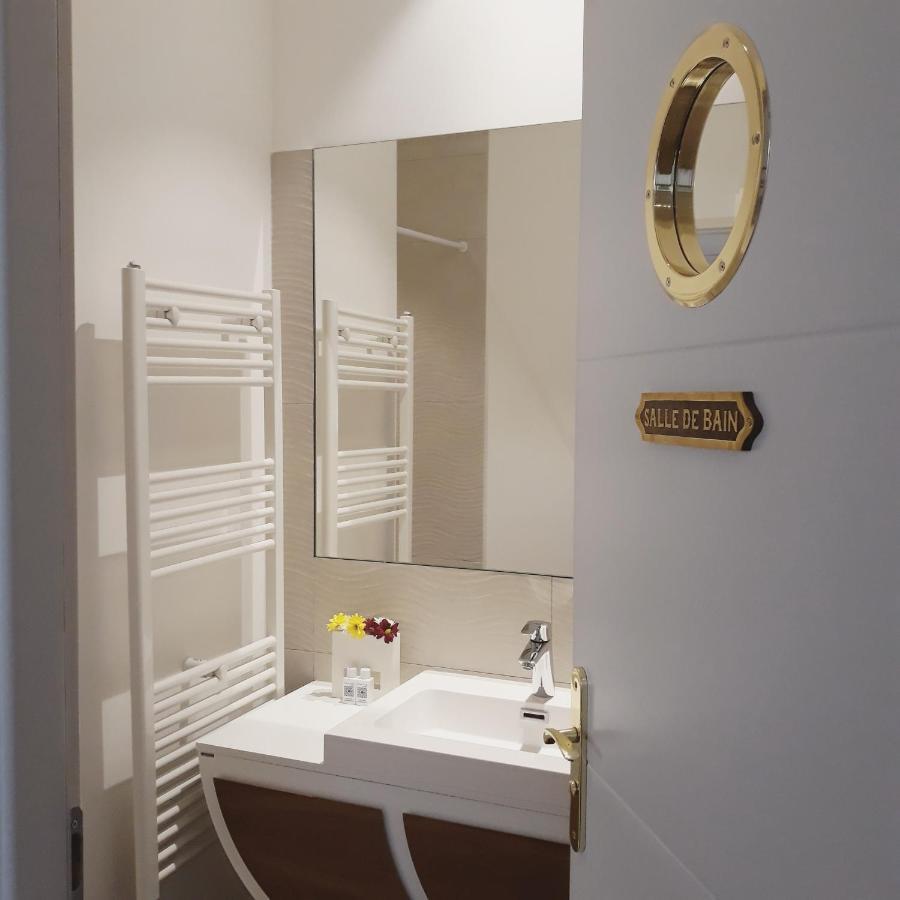 Sous Le Neflier Bed and Breakfast Nîmes Eksteriør billede